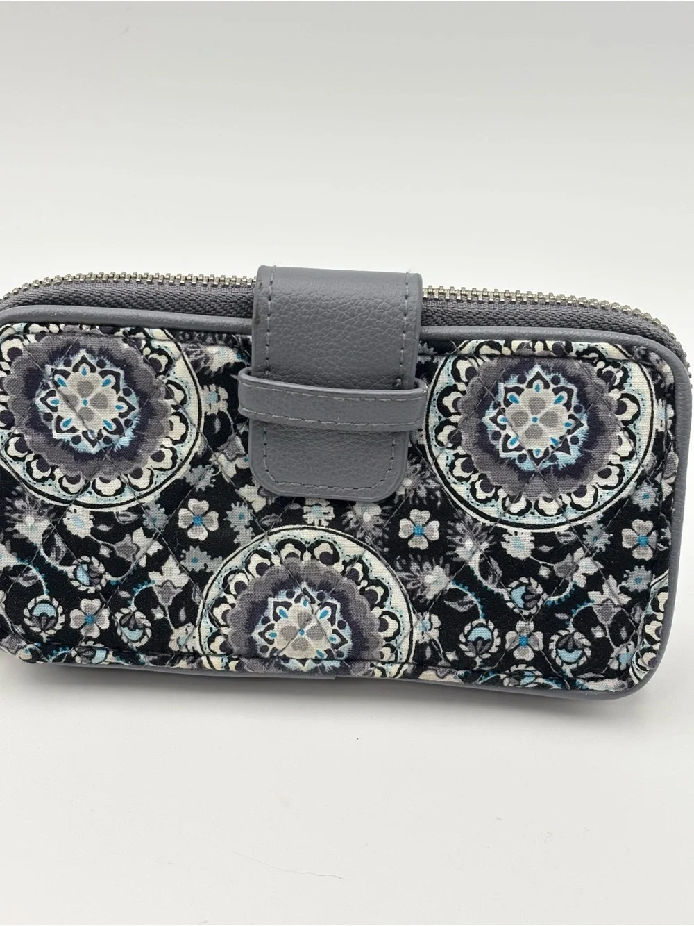 Vera Bradley Gray Floral Medallion Zip Wallet - Picture 2 of 10